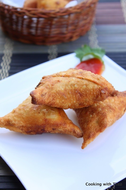 {Ramadan Special} - Guest Post: Chicken Samosa from Thasneen of Cooking ...