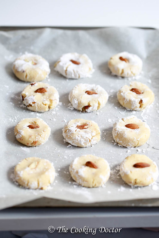 how to make gluten-free Almond Ghoraybah Cookies