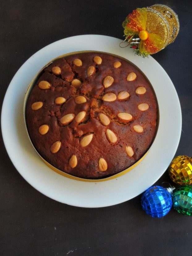 Mary Berry's classic Christmas cake | Baking Recipes | GoodTo